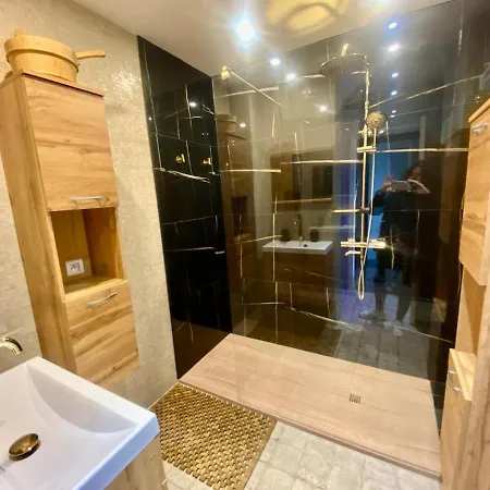 Monaco Border Jacuzzi Sauna Terrace Ac 4 Sleeps Beausoleil