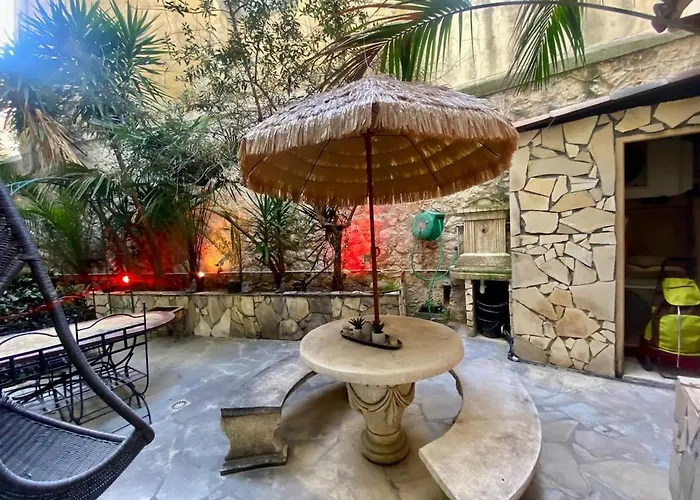 Living Patio,